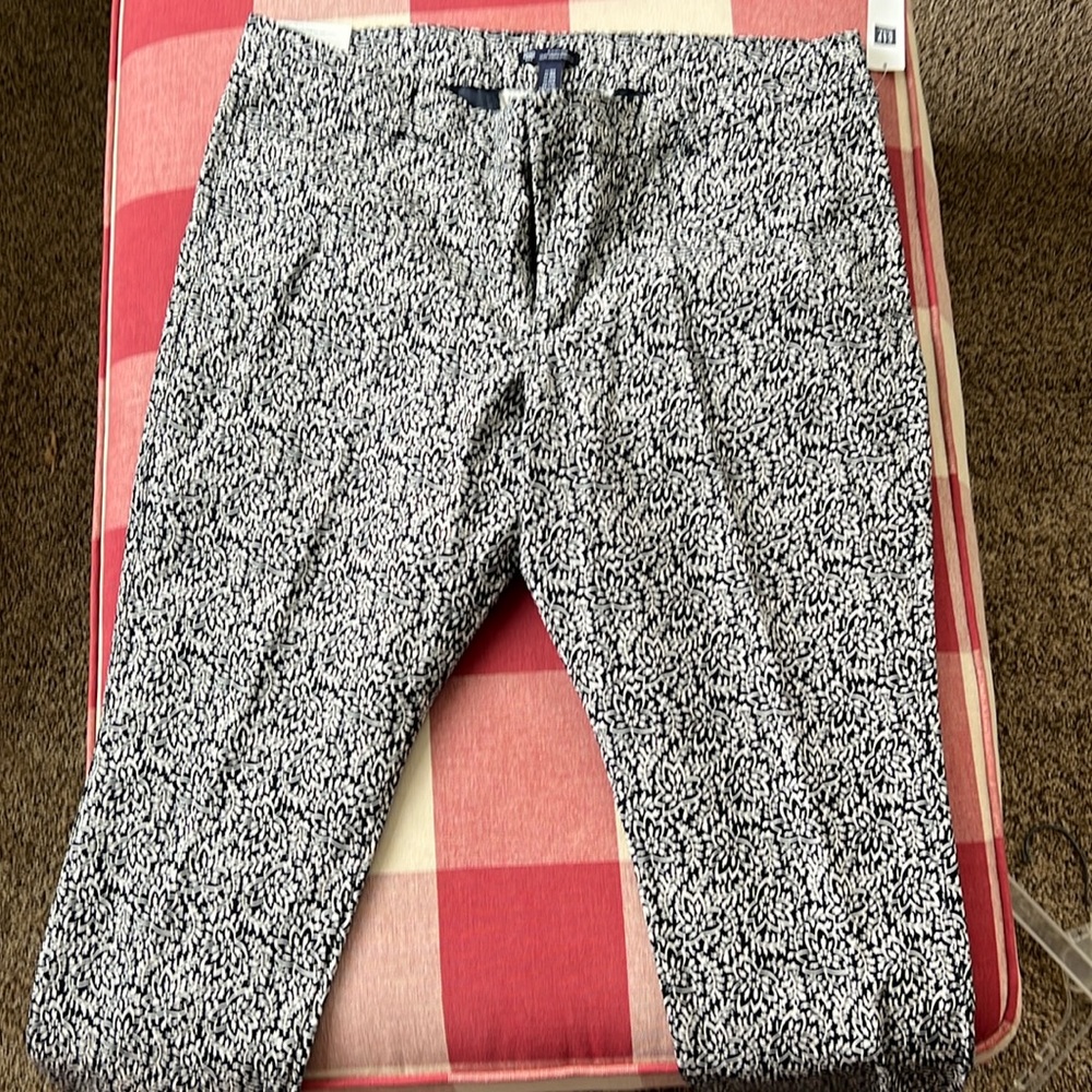 Slim City crop pants size 18